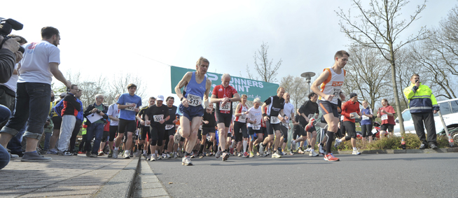 Start des Halbmarathon beim Zuckerspiel 2012, von Wolf Birke